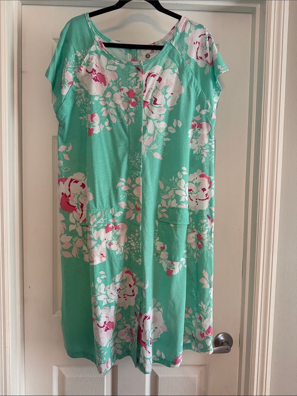 Floral Mint Green kindred bravely hospital birth gown. NWT